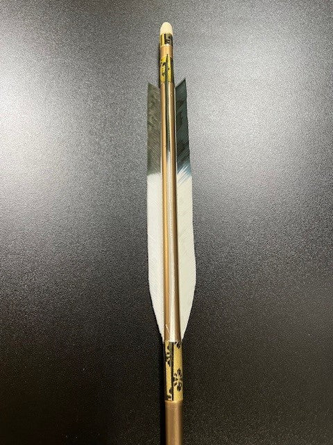 2015シャフト ターキー羽 六つ矢 和紙金/黒