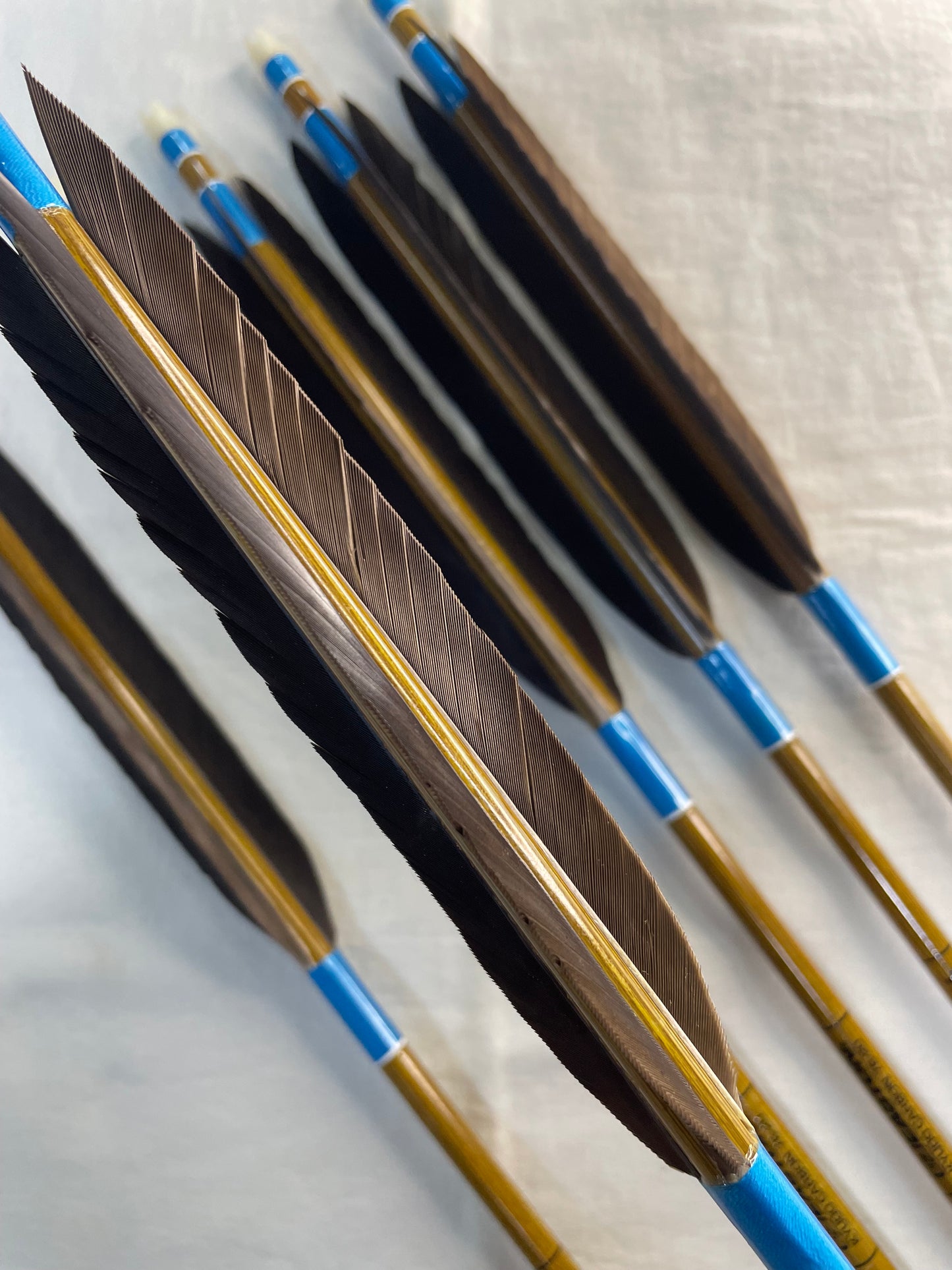 EASTON76-20ウッドカーボンシャフト 熊手羽六つ矢 矧糸空色