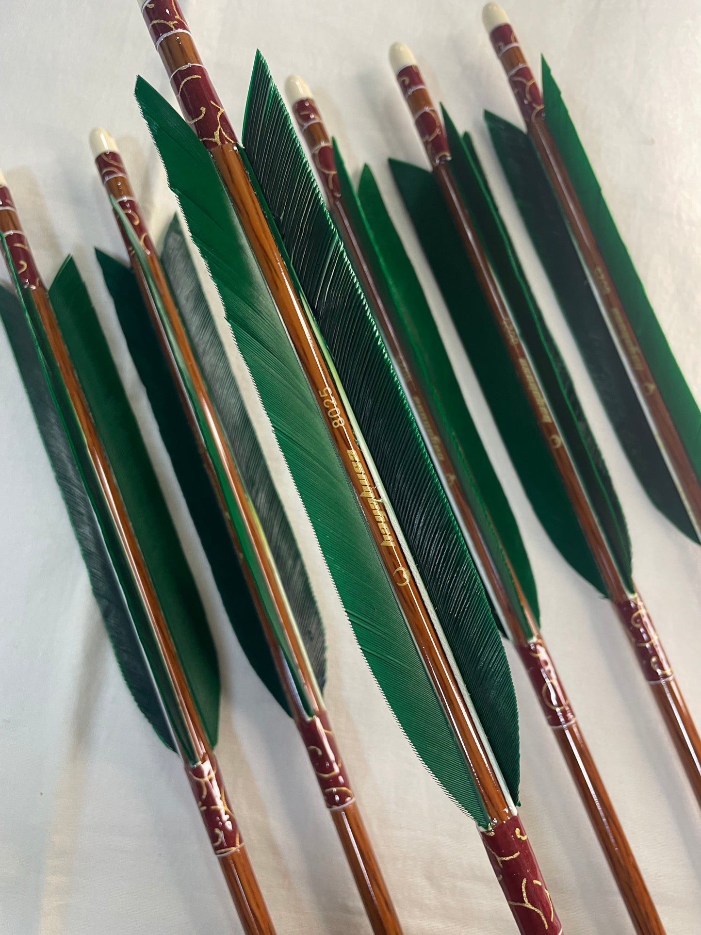 ハヤブサ80-25 ターキー染羽 六つ矢