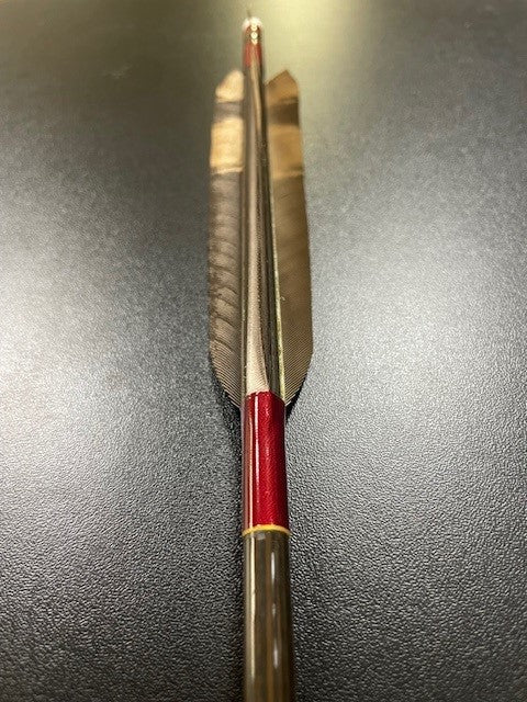 KC75-22カーボンシャフト 黒鷲手羽染羽 六つ矢 糸巻