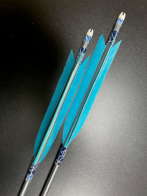 【即納】六つ矢 2015 シャフトターキー 染羽 K20-18