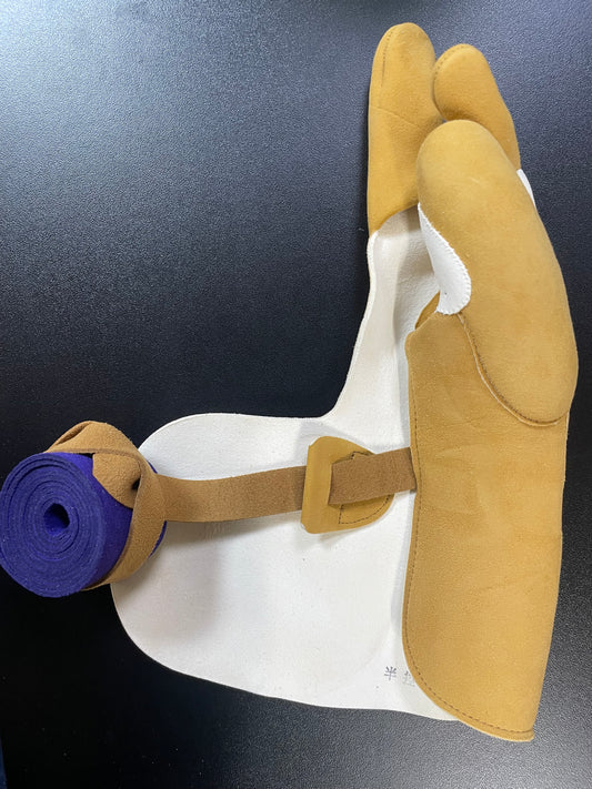 【即納特価品】弽加藤弓具　堅帽子　半控え【数量限定】