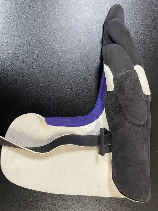 【中離特価】⑯三つ弽女子ML-堅帽子三分縁【征矢弓具】【初級者～様向け】