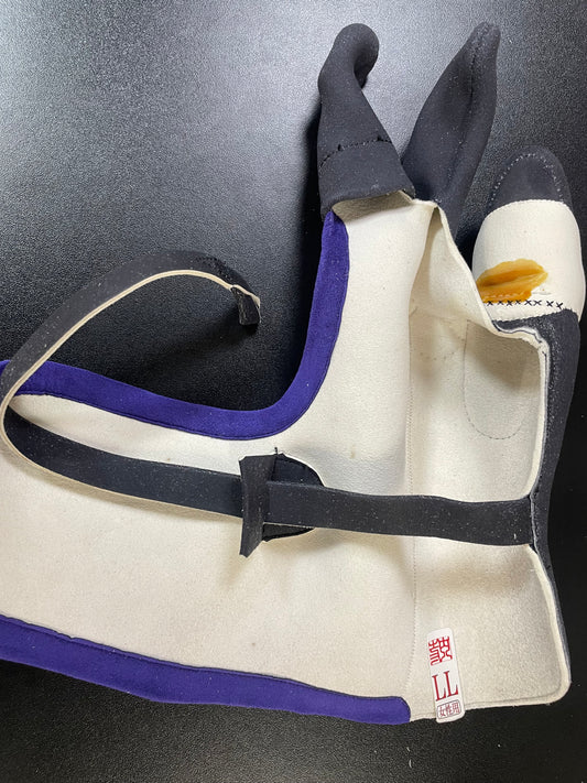 【中離特価】⑱三つ弽女子LL-堅帽子七分縁【征矢弓具】【初級者～様向け】