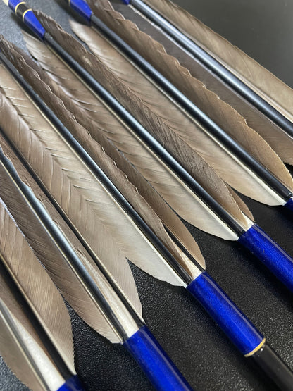 【訳アリ】1913シャフト 犬鷲手羽 遠的向け六つ矢 【羽長12.5ｃｍ】