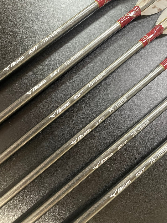 MIZUNO SST7518BM  犬鷲手羽 六つ矢 【羽長14.5ｃｍ】
