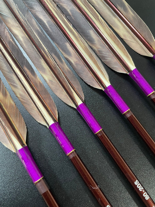 黒尾羽染抜　SST80-20Sシャフト 六つ矢 【羽長14.5ｃｍ】