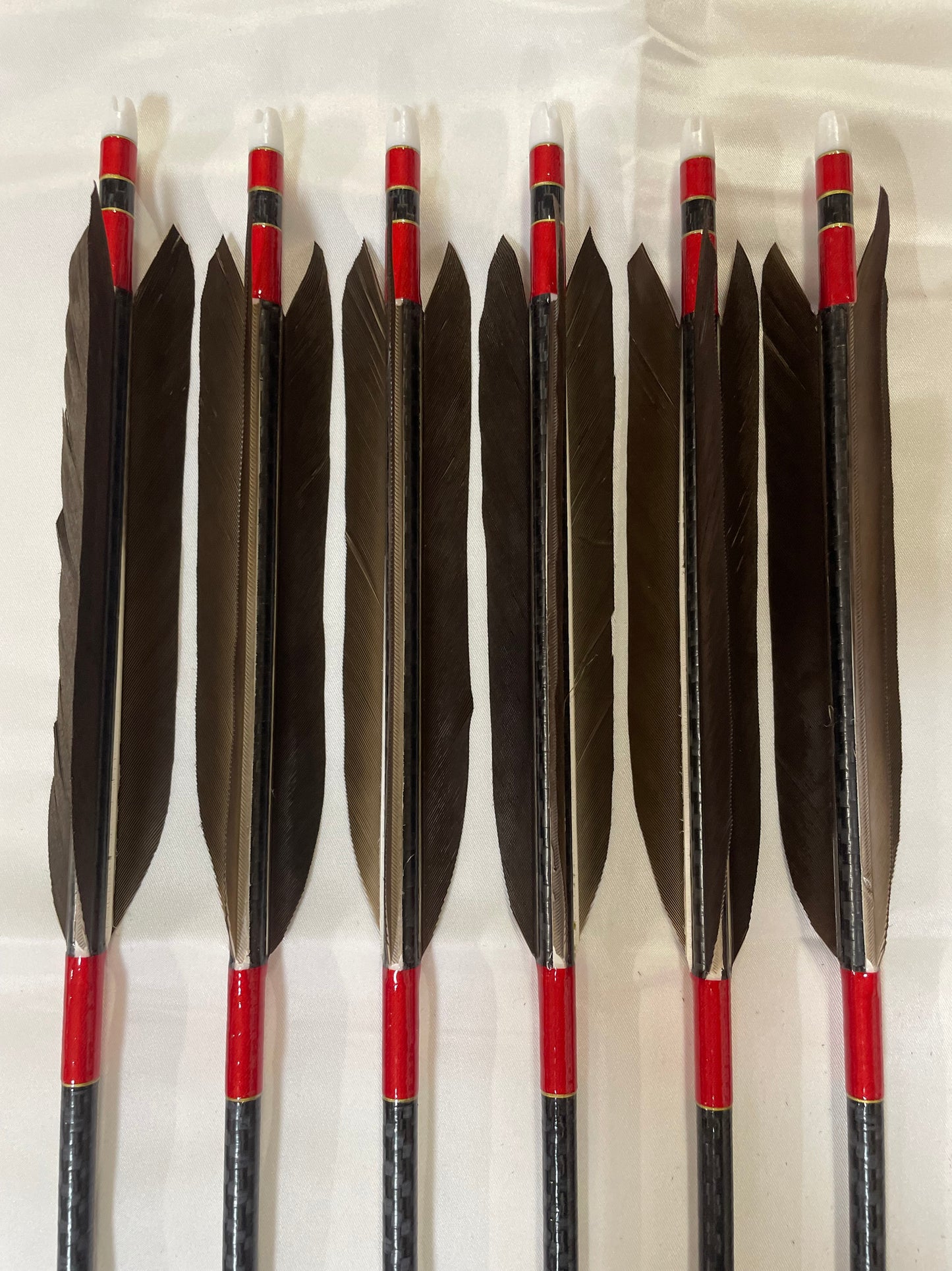 WENEW75-18シャフト黒手羽 六つ矢 【羽長14.5ｃｍ】