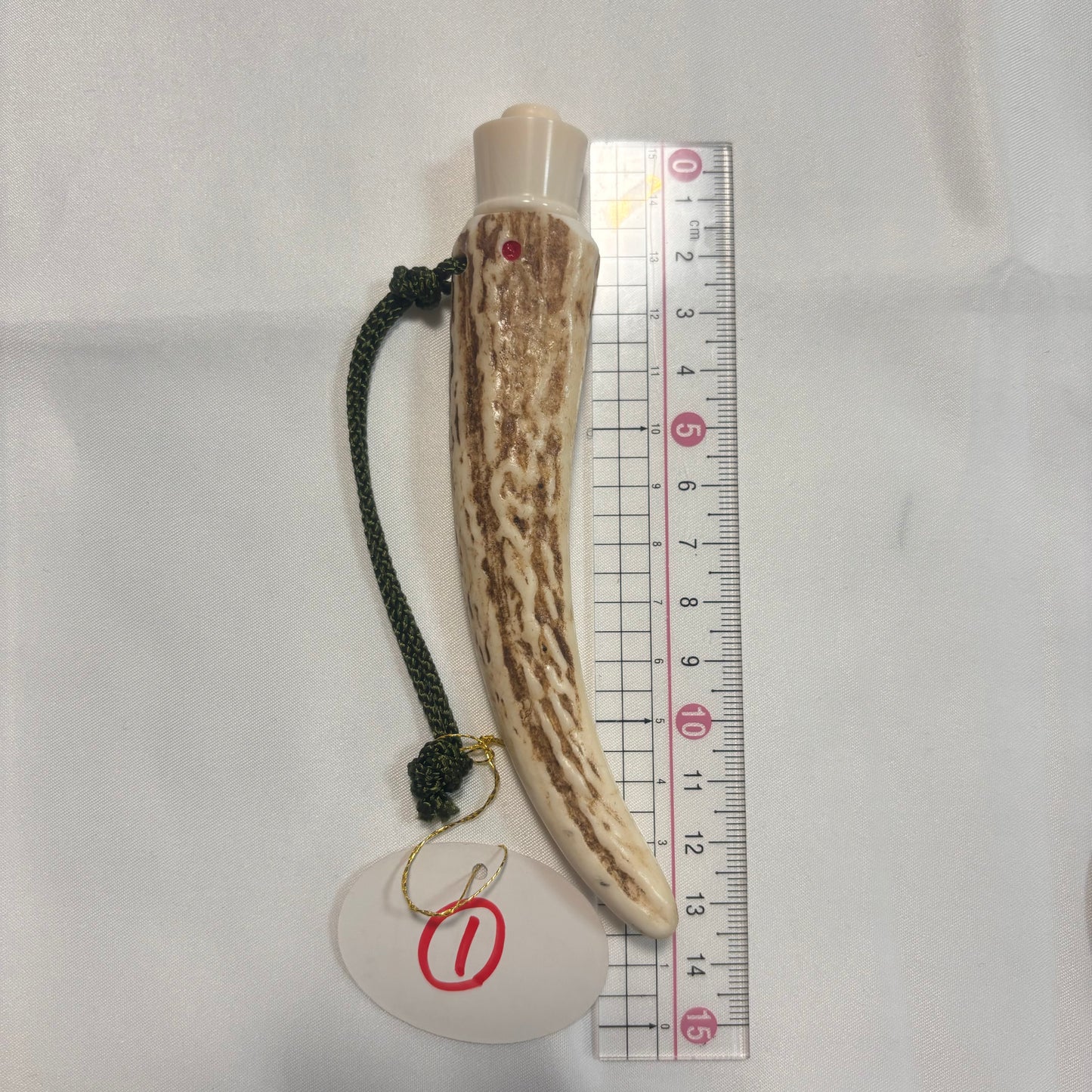 エゾシカ角先ギリ粉入れ