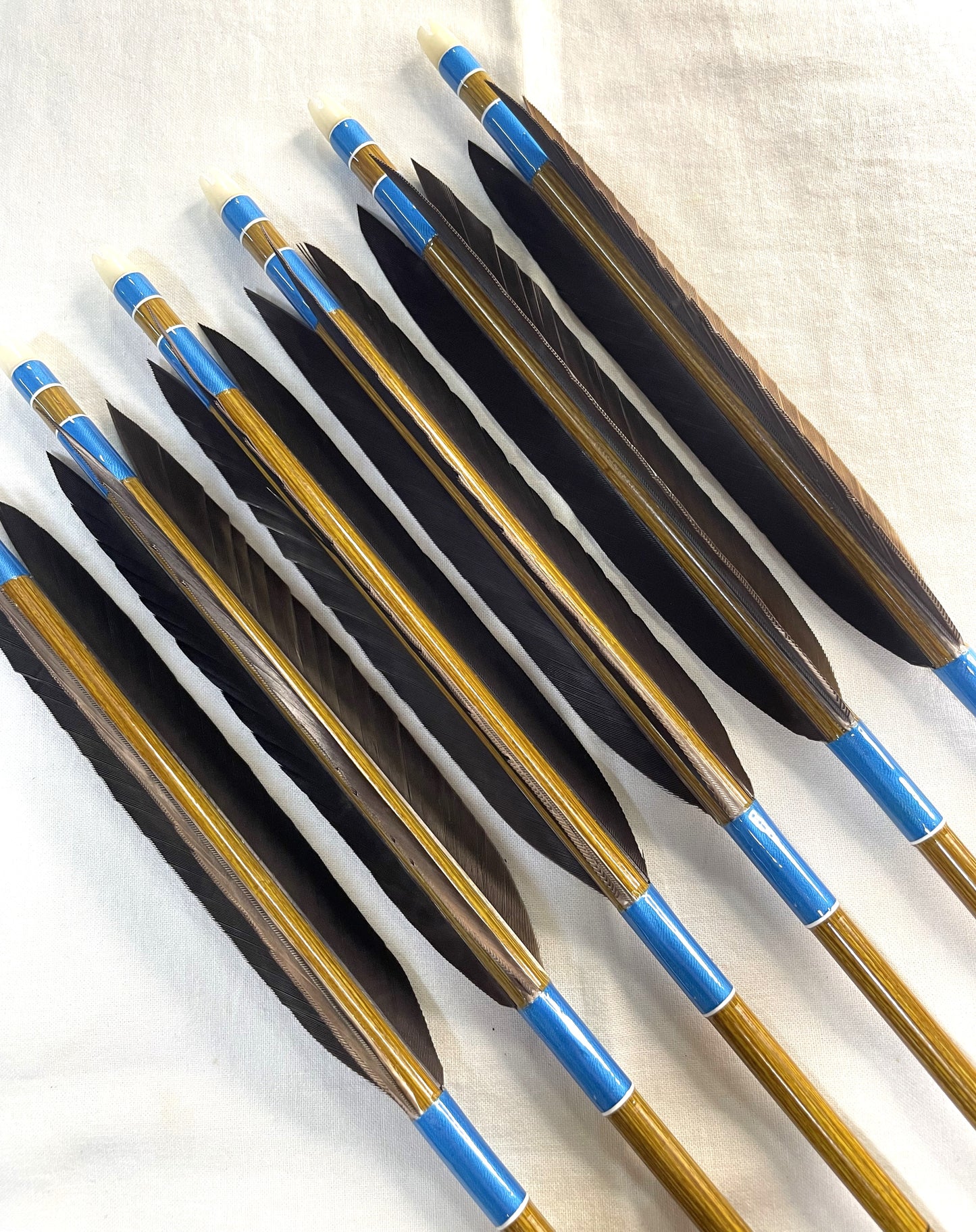 EASTON76-20ウッドカーボンシャフト　熊手羽六つ矢　矧糸空色
