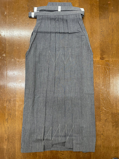 【特価】縞袴①　２尺５寸：前紐下約93ｃｍ【四割引】