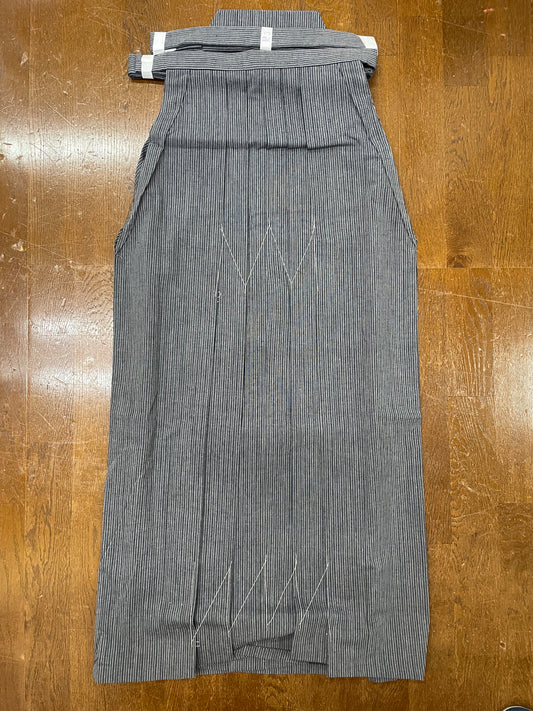 【特価】縞袴①　２尺５寸：前紐下約93ｃｍ【四割引】