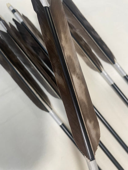 【特価品】１９１３シャフト 熊手羽風切 六つ矢 【羽長15.0ｃｍ】