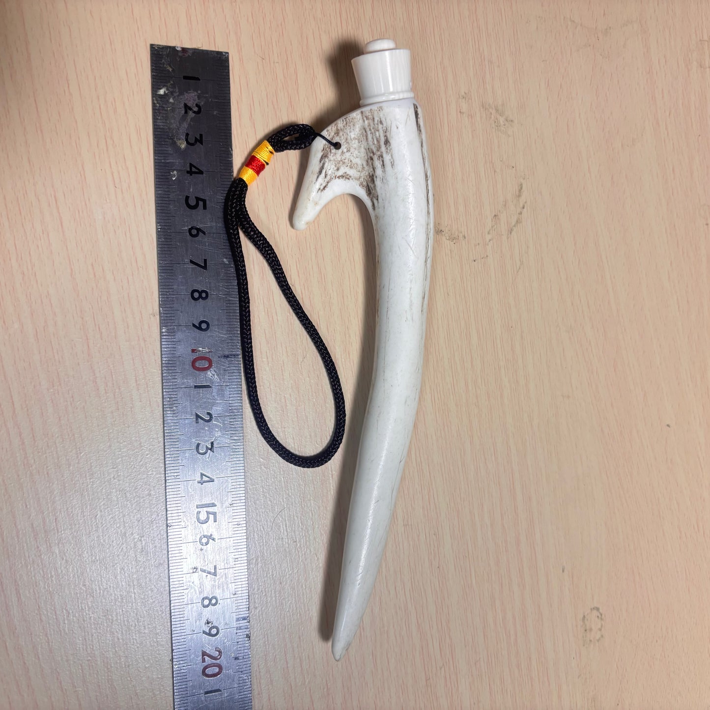 【限定一点物】エゾシカ角　ギリ粉入れ 　特殊形状