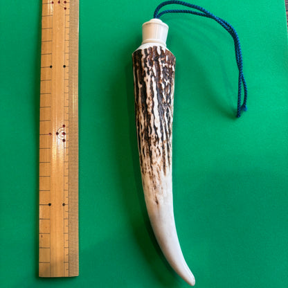 【特価】エゾシカ角　ギリ粉入れ 　上作　汚れあり　⑥