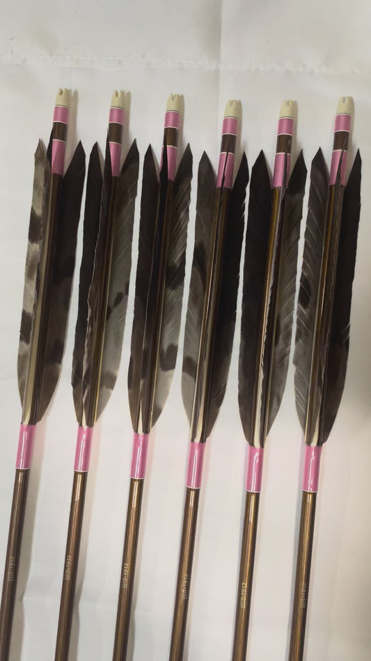 1913アルミシャフト蜂熊風切 六つ矢 【羽長14.0ｃｍ】